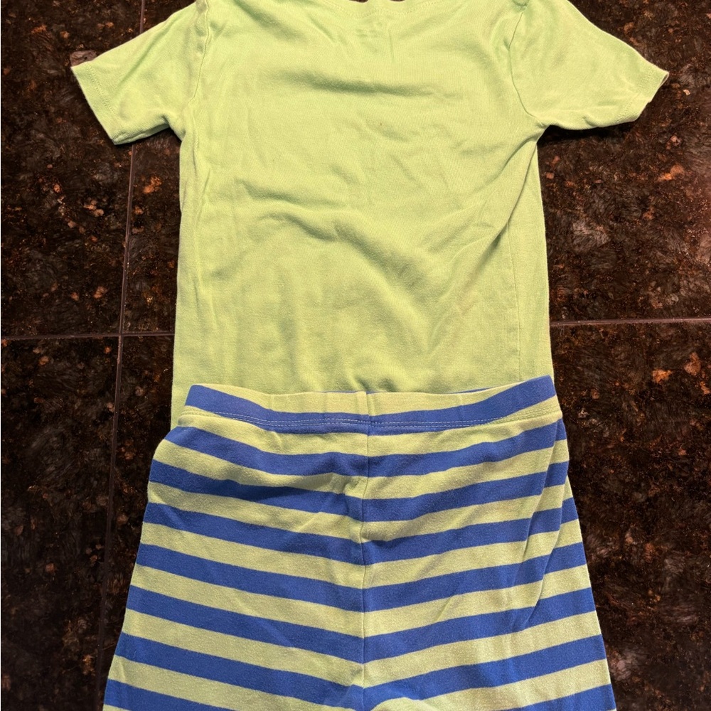 Green Dinosaur T-Shirt and Striped Shorts Set Pajama Boys Set size 7 - Picture 4 of 4